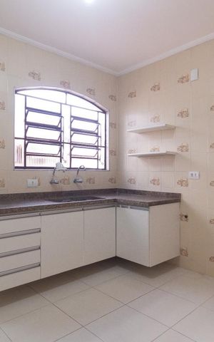 Casa à venda com 187m², 3 quartos e 2 vagasCozinha