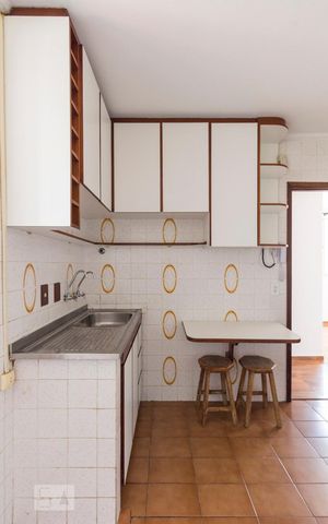 Apartamento para alugar com 62m², 2 quartos e 1 vagaCozinha