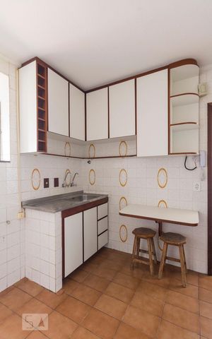 Apartamento para alugar com 62m², 2 quartos e 1 vagaCozinha