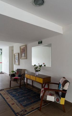Apartamento para alugar com 62m², 2 quartos e 1 vagaHall social