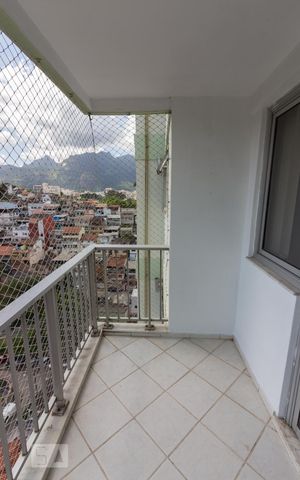 Apartamento à venda com 84m², 2 quartos e 1 vaga Apartamento à venda com 84m², 2 quartos e 1 vagaVaranda da Sala