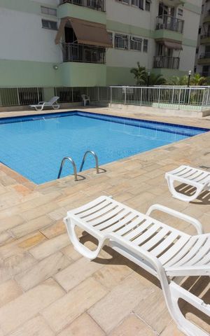 Apartamento à venda com 84m², 2 quartos e 1 vaga Apartamento à venda com 84m², 2 quartos e 1 vagaÁrea comum - Piscina