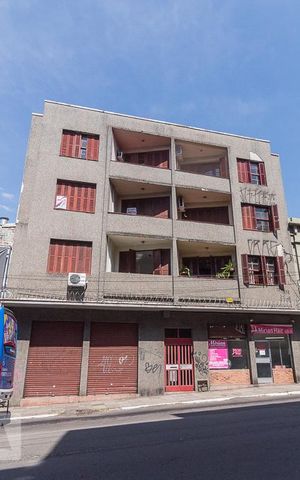 Apartamento para alugar com 55m², 2 quartos e sem vaga Apartamento para alugar com 55m², 2 quartos e sem vagaFachada