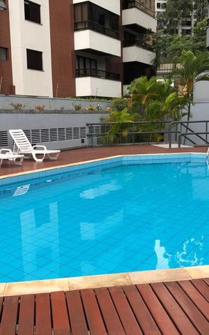 Apartamento para alugar com 33m², 1 quarto e 1 vaga Apartamento para alugar com 33m², 1 quarto e 1 vagaÁrea comum - Piscina