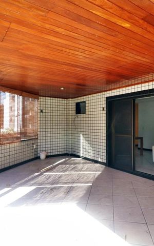 Apartamento à venda com 150m², 3 quartos e 2 vagasVaranda