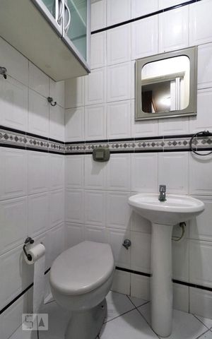 Apartamento à venda com 150m², 3 quartos e 2 vagasBanheiro de Serviço