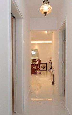 Apartamento à venda com 100m², 3 quartos e 1 vagaCorredor