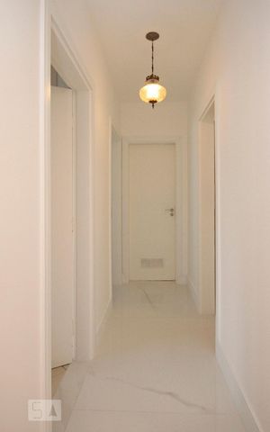 Apartamento à venda com 100m², 3 quartos e 1 vagaCorredor