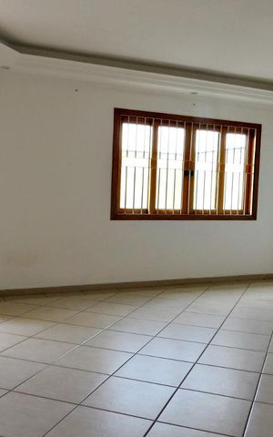 Casa de condomínio à venda com 125m², 3 quartos e 3 vagasSala