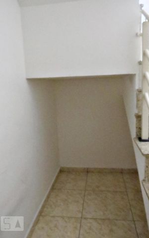 Casa de condomínio à venda com 125m², 3 quartos e 3 vagasDetalhe