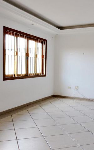 Casa de condomínio à venda com 125m², 3 quartos e 3 vagasDetalhe Sala