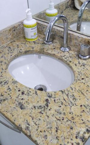 Apartamento à venda com 56m², 2 quartos e 1 vaga Apartamento à venda com 56m², 2 quartos e 1 vagaBanheiro da Suíte