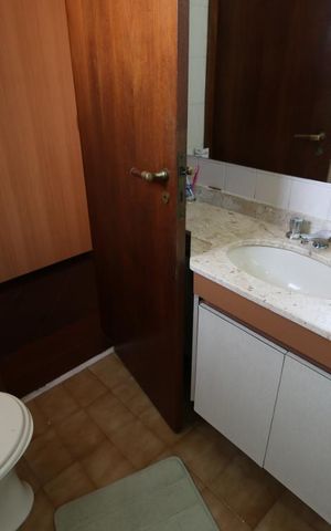 Apartamento à venda com 205m², 4 quartos e 5 vagassuite 2