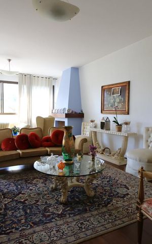 Apartamento à venda com 205m², 4 quartos e 5 vagassala