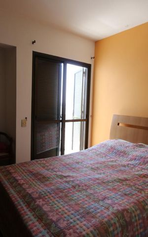 Apartamento à venda com 205m², 4 quartos e 5 vagassuite 2