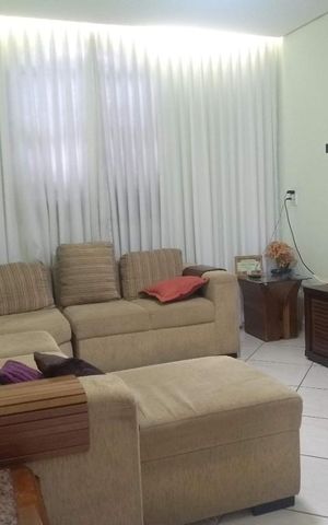 Casa para alugar com 200m², 5 quartos e 2 vagas
