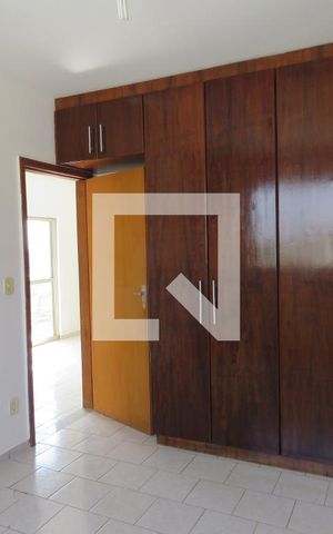 Apartamento para alugar com 55m², 2 quartos e sem vagaQuarto 1