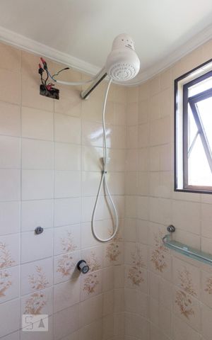 Apartamento para alugar com 64m², 2 quartos e 1 vagaBanheiro