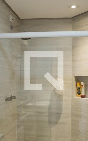 Apartamento à venda com 132m², 3 quartos e 2 vagas Apartamento à venda com 132m², 3 quartos e 2 vagasBanheiro da Suíte 2