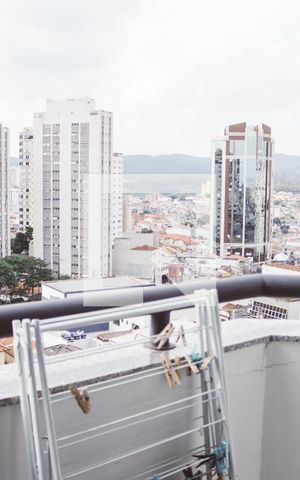 Apartamento à venda com 132m², 3 quartos e 2 vagas Apartamento à venda com 132m², 3 quartos e 2 vagasVaranda