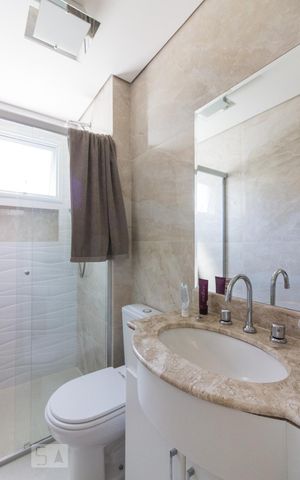 Apartamento à venda com 70m², 2 quartos e 2 vagasBanheiro Suite 1