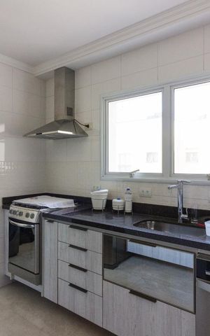 Apartamento à venda com 70m², 2 quartos e 2 vagasCozinha