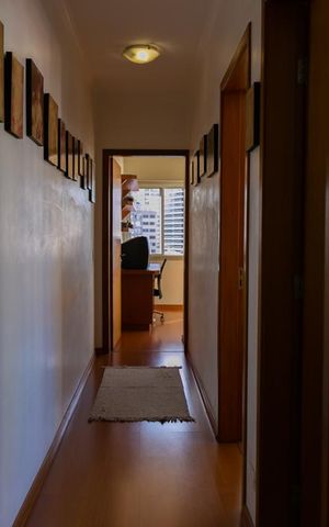 Apartamento à venda com 144m², 3 quartos e 2 vagas Apartamento à venda com 144m², 3 quartos e 2 vagasCorredor
