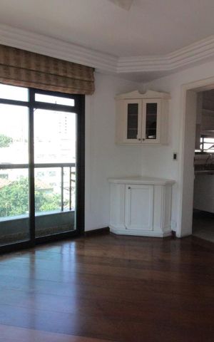 Apartamento à venda com 150m², 3 quartos e 3 vagasSala