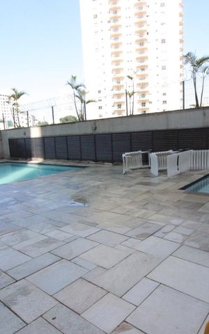 Apartamento à venda com 150m², 3 quartos e 3 vagasÁrea comum - Piscina