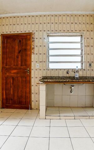 Casa à venda com 140m², 1 quarto e sem vaga Casa à venda com 140m², 1 quarto e sem vagaCozinha