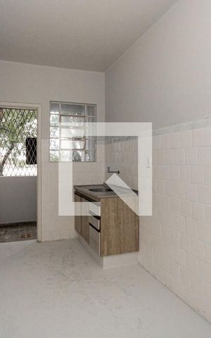 Apartamento para alugar com 65m², 2 quartos e sem vagaCozinha e Área de Serviço
