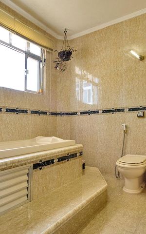 Apartamento à venda com 145m², 3 quartos e 1 vagaBanheiro da Suíte