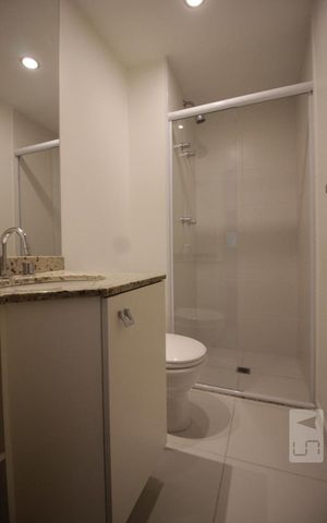 Apartamento para alugar com 84m², 2 quartos e 1 vagaBanheiro da suíte 1