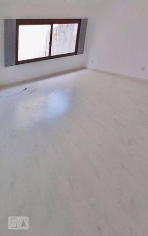 Apartamento à venda com 42m², 1 quarto e 1 vaga Apartamento à venda com 42m², 1 quarto e 1 vagaSala