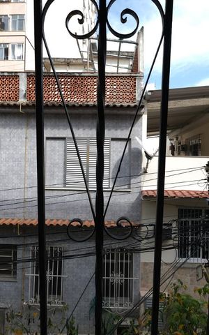 Casa de condomínio à venda com 170m², 3 quartos e sem vagaQuarto 2 Vista