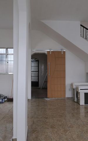 Casa de condomínio à venda com 170m², 3 quartos e sem vagaSala