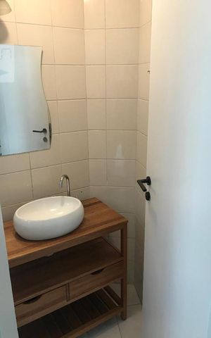 Apartamento à venda com 63m², 2 quartos e 1 vaga Apartamento à venda com 63m², 2 quartos e 1 vagaBanheiro