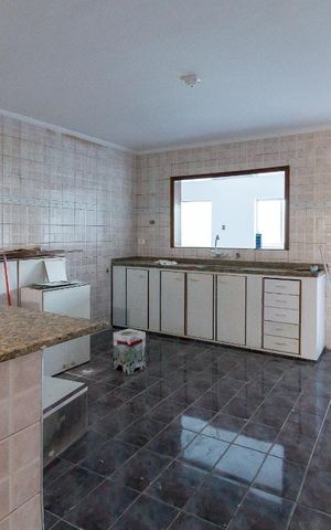 Casa à venda com 150m², 3 quartos e 2 vagasCozinha
