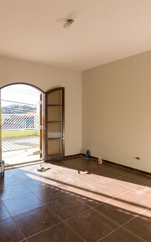 Casa à venda com 150m², 3 quartos e 2 vagasQuarto 1 suíte