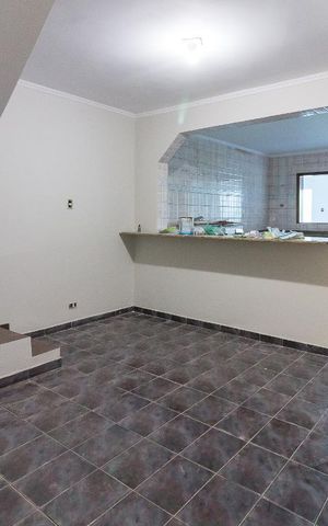 Casa à venda com 150m², 3 quartos e 2 vagasSala de jantar