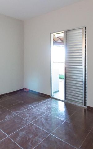 Casa à venda com 150m², 3 quartos e 2 vagasQuarto 3
