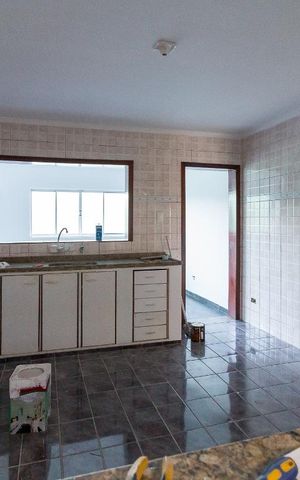 Casa à venda com 150m², 3 quartos e 2 vagasCozinha