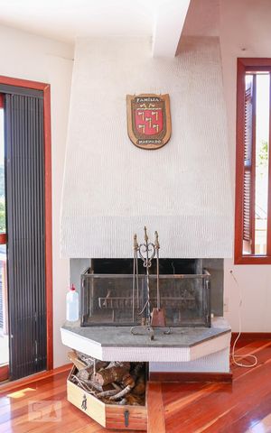 Casa à venda com 450m², 6 quartos e 4 vagasSala