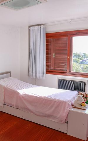 Casa à venda com 450m², 6 quartos e 4 vagasQuarto 3