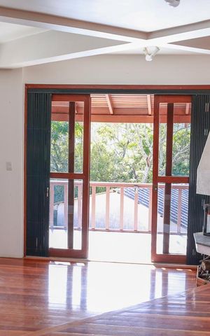 Casa à venda com 450m², 6 quartos e 4 vagasSala
