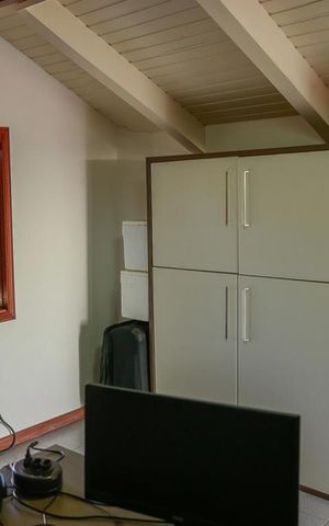 Casa à venda com 450m², 6 quartos e 4 vagasQuarto 6 - terraço