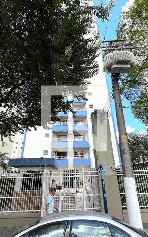 Apartamento para alugar com 77m², 2 quartos e 1 vaga Apartamento para alugar com 77m², 2 quartos e 1 vagaFachada