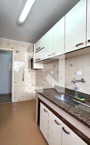Apartamento para alugar com 77m², 2 quartos e 1 vaga Apartamento para alugar com 77m², 2 quartos e 1 vagaCozinha