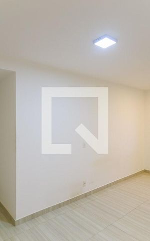 Apartamento à venda com 42m², 2 quartos e sem vaga Apartamento à venda com 42m², 2 quartos e sem vagaSala