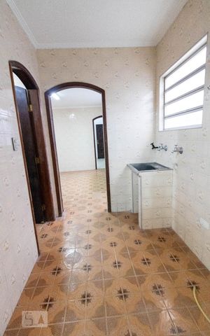Casa à venda com 150m², 2 quartos e 1 vaga Casa à venda com 150m², 2 quartos e 1 vagaÁrea de Serviço